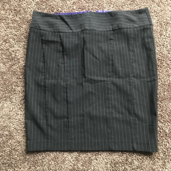 Pantalon Tailleur XXI Noir à Pinces - Taille 0, Occasion Très Bon état